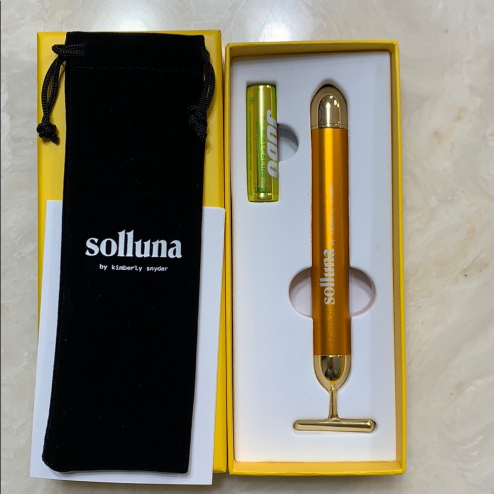 Solluna vibrating facial wand